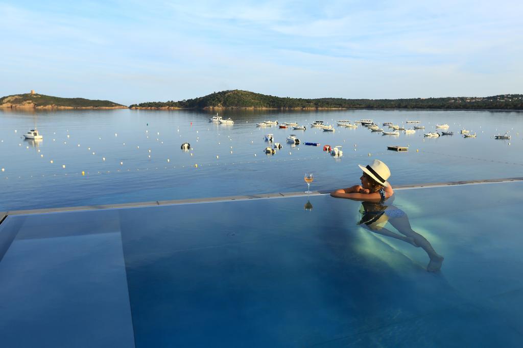 Le Pinarello Hotel Sainte-Lucie de Porto-Vecchio ภายนอก รูปภาพ