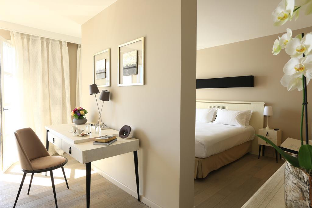 Le Pinarello Hotel Sainte-Lucie de Porto-Vecchio ภายนอก รูปภาพ